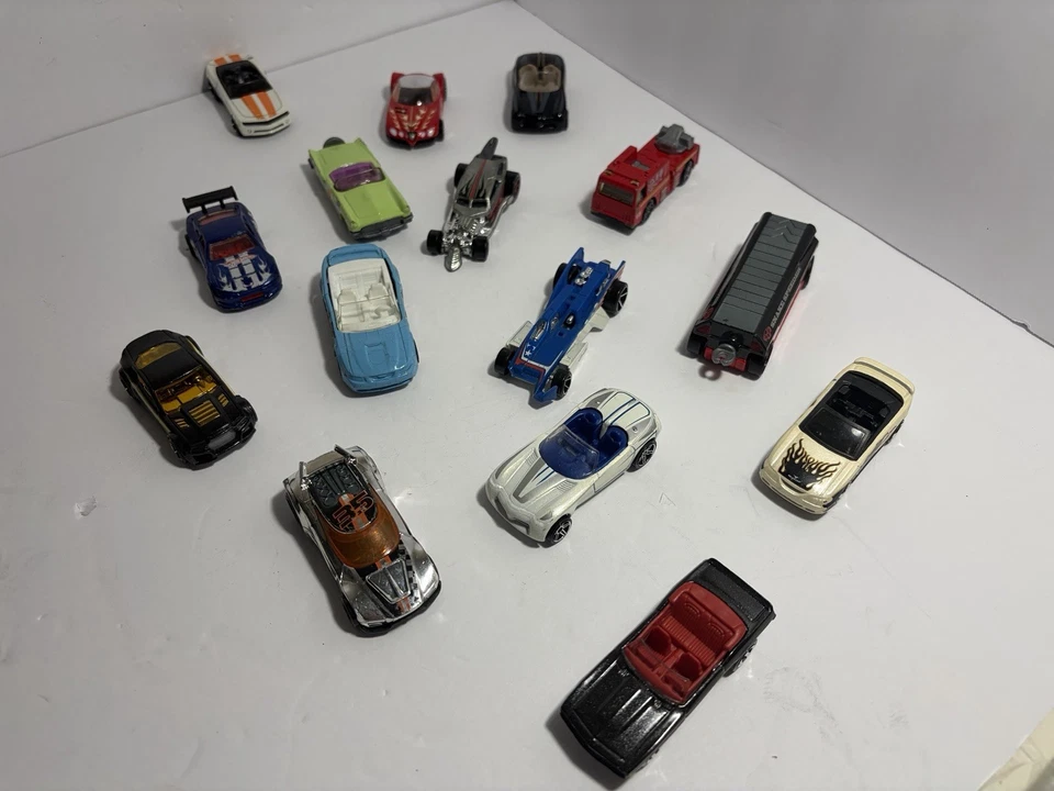 Lot of 15 Vintage Hot Wheels Cars - Image 1 of 1