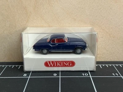 WIKING 8233725 Borgward Isabella Coupe - Azul Escuro - 1:87/HO - Imagem 1 de 4