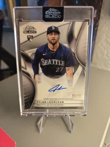 ๐ฅ Tyler Locklear (RC)- 2025 Topps Chrome Black Auto (Blk/Wht) #2/10 #M's ๐ฅ - Picture 1 of 2