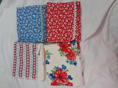 Juego de toallas de plato Pioneer Woman Classic Charm #4 de 5 Foto 1 de 4