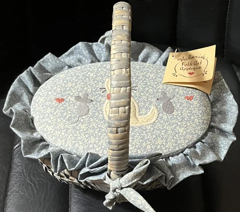 Valories Folk Art Applique Basket Blue Wicker Cat Mouse Vintage Basket And Lid Cover