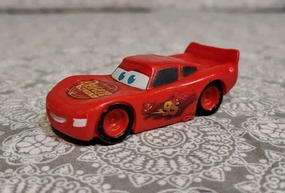 Disney Car 1 Figura Rayo McQueen Rusteze Mater Finn McMissle Sally Raro Foto 1 de 4