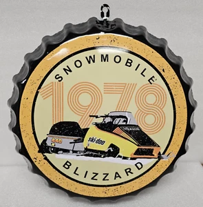 SKI-DOO HERITAGE BOTTLE CAP METAL SIGN SKI-DOO 1978 BLIZZARD NIB OEM B105870000 - Picture 1 of 11