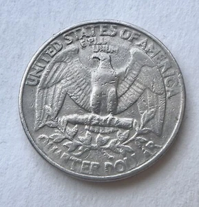 Error 1982 Washington Quarter Prominent Missing Letters “Pluribus” - Picture 1 of 4