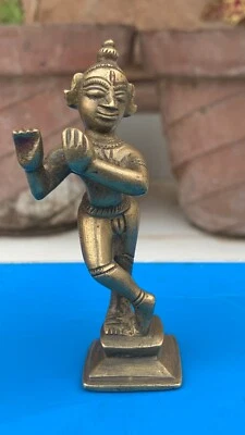 古董罕见印度教宗教黄铜野兔克里希纳微型雕像崇拜偶像 — 第 1/4 张图片