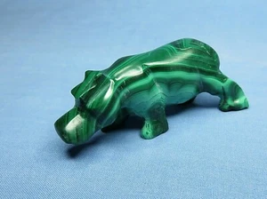 Carved Hippopotamus made of Malachite - Picture 1 of 11
