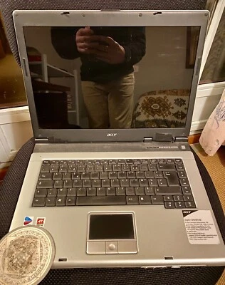 Ordinateur portable Acer Aspire 1690 Series - Photo 1/4