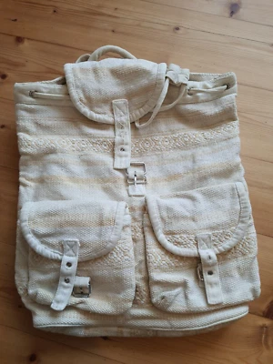 Rucksack, beige/weiß, vintage, ca. 38 x 32 cm - Bild 1 von 4