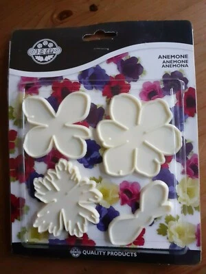 Jem Anemone Cutter - Image 1 of 2