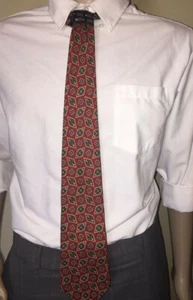 Vintage 90s Tommy Hilfiger Mens Tie Red Navy Blue Paisley Italian Silk Designer - Picture 1 of 5