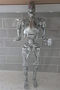 NECA Terminator 2 T-800 Endoskeleton Figure 18" 1/4 Scale Light Up Eyes T2 - Picture 1 of 24