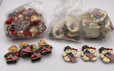 Lote Mixto de 39 Figuras de Papá Noel y Muñeco de Nieve con Bandera de Estados Unidos Resina Espalda Plana - Arco Artesanal Foto 1 de 3