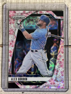 Бейсбольная карточка 2025 Panini Prizm Alex Gordon Cherry Blossom Parallel SP NO14/20 - Изображение 1 из 4