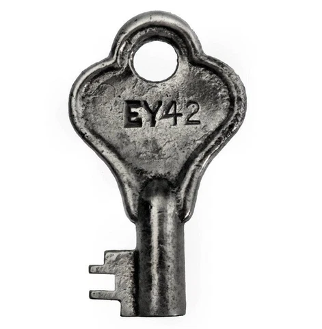 Vintage Key - Steamer Trunk/Padlock Key EY42 1½" - ref.k610 Cover