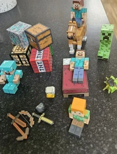 BUNDLE OFMINECRAFT OVERWORLD PLASTIC FIGURES CREEPER, HORSE TNTBLOCK, STEVE ETC - Picture 1 of 21