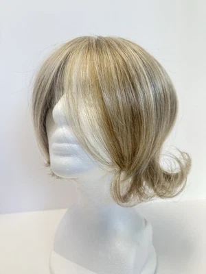 Top piezas de Raquel Welch Transformations Tru2Life para el cabello rubio galleta Foto 1 de 4