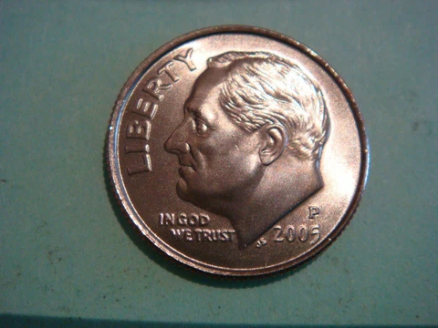2005 P 2005 D  Roosevelt Dime UNC - 2 coins good enough to grade! Nice Satin Cover