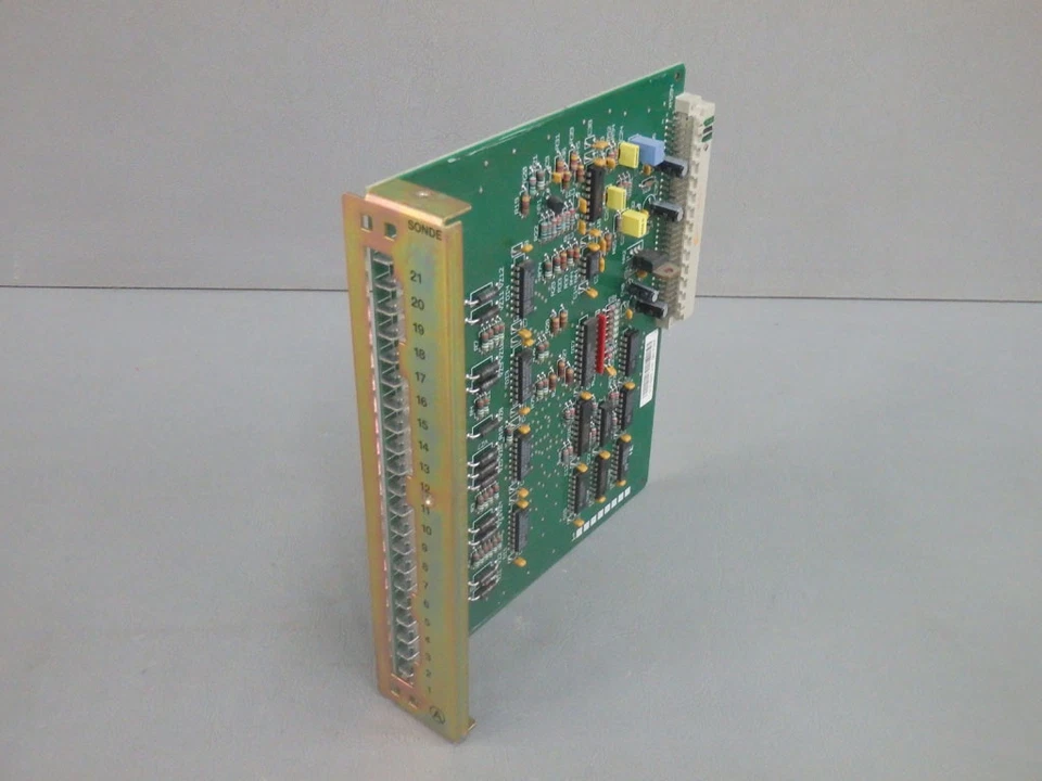 Sensor - MERLIN GERIN - 3123926 / Tarjeta Interf. Sensor Temperatura Usada - Imagen 1 de 3