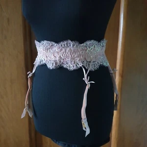 Agent Provocateur Darianna Soiree Pink Sequin Suspender AP3 BNWT - Picture 1 of 9