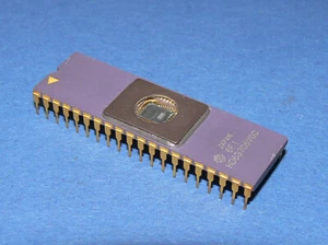 HD63705V0C 8-BIT CMOS Single Chip Microcomputer Unit Gold-Plated Ceramic Vintage - Picture 1 of 3