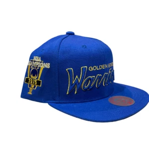 Golden State Warriors Mitchell & Ness 1975 NBA Champ Year Trophy Snapback Hat - Imagen 1 de 4