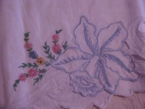 PAIR VINTAGE CUTWORK and EMBROIDERED PILLOWCASES, FLOWERS, LILY - Picture 1 of 3