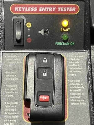 2004 05 06 07 08 2009 TOYOTA PRIUS KEYLESS REMOTE M0ZB21TG BUTTON BLACK LOGO OEM - Image 1 of 4