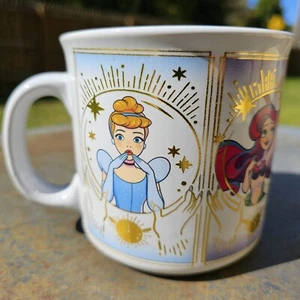 Disney Prinzessin Ich mache meine eigenen magischen Kaffeebecher Cinderella Arielle Tiana Belle 20 Unzen - Bild 1 von 6