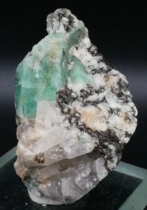 360 CARATS NATURAL EMERALD MINERAL FROM PAKISTAN,(L-50), - Picture 1 of 12