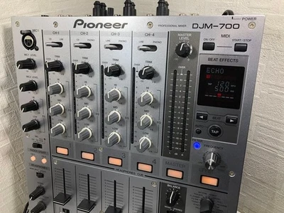 Pioneer DJM-700 Silber Digital DJ Mixer 4-Kanal Silber Getestet Japan Gebrauc... - Bild 1 von 4