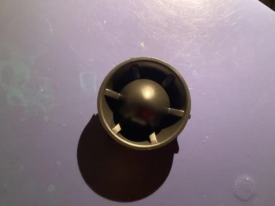 Cubierta de lámpara antiniebla izquierda o derecha OEM NUEVA 2017-2018 Subaru Forester 57731SG310 Foto 1 de 2