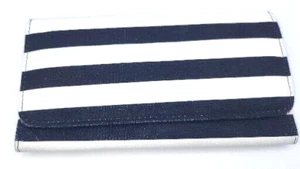 "Billetera KUT Negro Blanco a Rayas Triple Embrague Kut from the Kloth 7,5x4" - Imagen 1 de 9