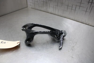 06-07 Kawasaki ZX10R ZX10 Rear Right Passenger Peg Bracket Foto 1 de 4