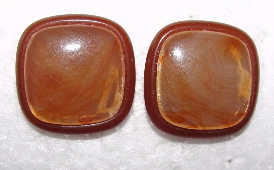 女士棕色方形穿孔耳环 - 二手状况完好 — 第 1/1 张图片