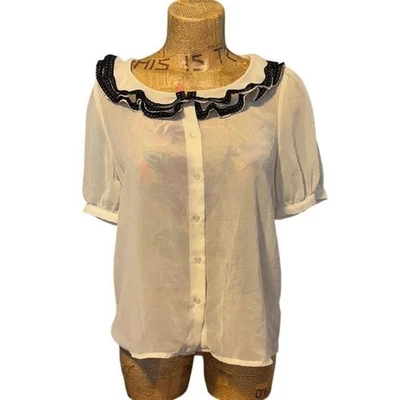 Blusa Twentyone Crema Transparente con Botones Cuello Volantes Manga Corta Top M/M Foto 1 de 4