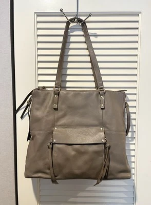 Bolso de Mano Kooba Grande Bolso de Mano Cartera Cuero Taupe Oscuro *Leer* Foto 1 de 4