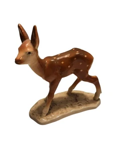 Figura de porcelana de ciervo animal decoración pintada a mano vintage Bambi excelente alemán - Imagen 1 de 6