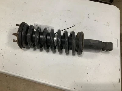 Puntal delantero para 05-12 14-15 XTERRA 327855 Foto 1 de 4