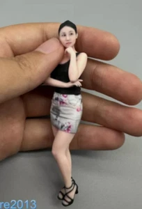 1/18 Miniature Scene Props of Beauty with Cheesy Skirt, Car Stereoscopic Model - Picture 1 of 3