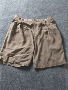 Tommy Bahama Mens Shorts 36 Tan 100% Silk Pleated Front 8" Inseam - Picture 1 of 10