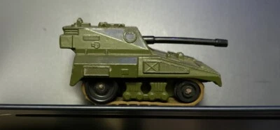 Matchbox Lesney Rolomatics No 70 SP Gun Army Tank Green Lesney Original Tracks - Image 1 of 4
