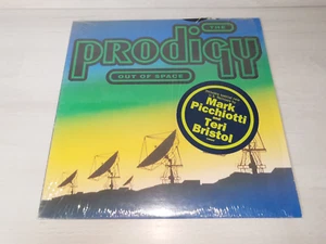The Prodigy – Out Of Space- US- Pressing 1992- NM/NM - Bild 1 von 4