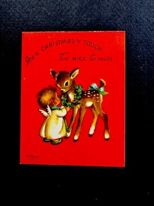 1 Tarjeta de felicitación de Navidad Marjorie Cooper de colección ángel colocando corona en lindo cervatillo ciervo - Imagen 1 de 3