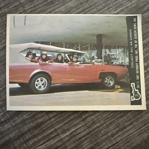 Tarjeta coleccionable The Monkees #2A con The Monkeemobile con miembros de la banda dentro - Imagen 1 de 4