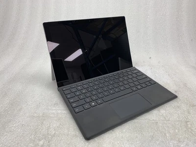 Microsoft Surface Pro 5 Core i7-7660U 2.5GHz 16GB RAM 1TB SSD Windows 10 Pro Foto 1 de 4