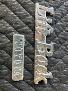 1976-1979 Toyota Corolla Te51 Lift-back Oem Rear Badges - Picture 1 of 2
