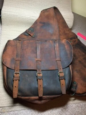 Y&Z-RIDE WITH TIME Leather Horse Saddle Bag in Vintage Look On Dark Brown Oiled Leather