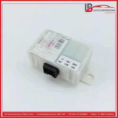 AUDI A4 (8D2, B5) 1.6 Centralina Junction Box 8D0953324 ORIGINALE - Immagine 1 di 4