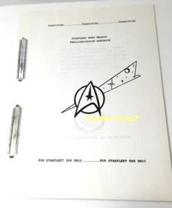 Star Trek Starfleet Hand Weapon Familiarization Handbook 1980 Phaser - Bild 1 von 4