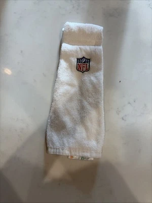 Toalla blanca de la NFL para cualquier posición Foto 1 de 3